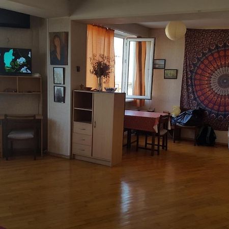 Good Apartment Tiflis Exterior foto