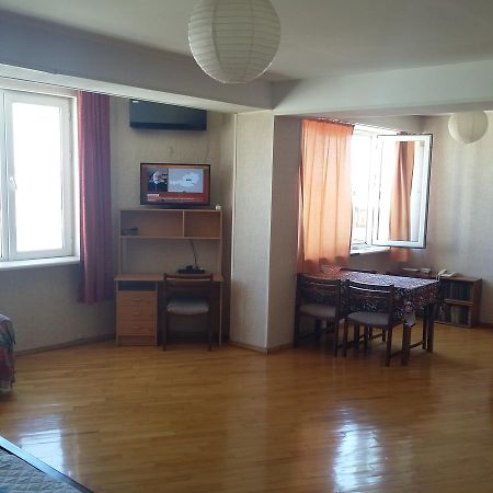 Good Apartment Tiflis Exterior foto